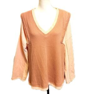 POL mixed media v-neck sweatshirt,  peach & coral, waffle knit sweatshirt M